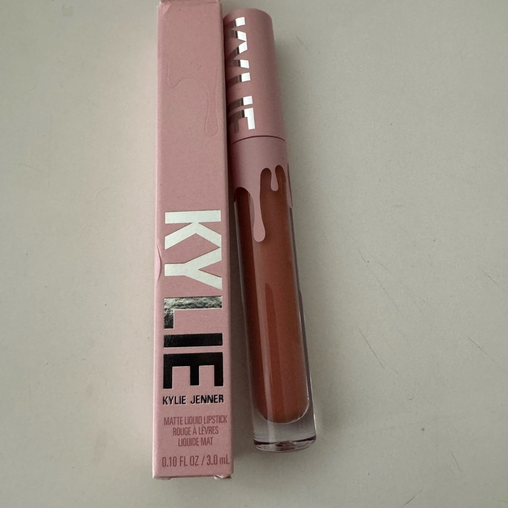 Kylie Jenner Matte Liquid Lipstick